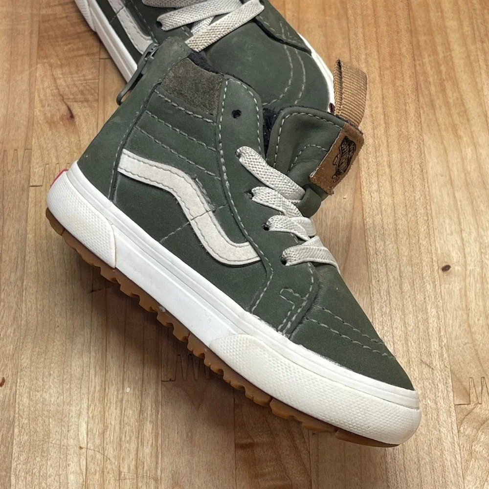 Vans Sk8-Hi MTE Toddler Size 6.5 Olive Green High Top Zip Sneakers 721454
